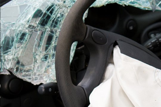 Էջմիածնում բախվել են «Մերսեդեսն» ու «ՎԱԶ-21172»-ը. Կան վիրավորներ