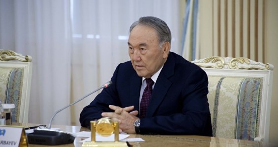 Назарбаев призвал молодежь не поддаваться идеям провокаторов