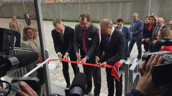 ԱՄՆ դեսպանությունը ՀՀ ԱՆ հետ բացում է հիվանդությունների կանխարգելման մարզային լաբորատորիաներ