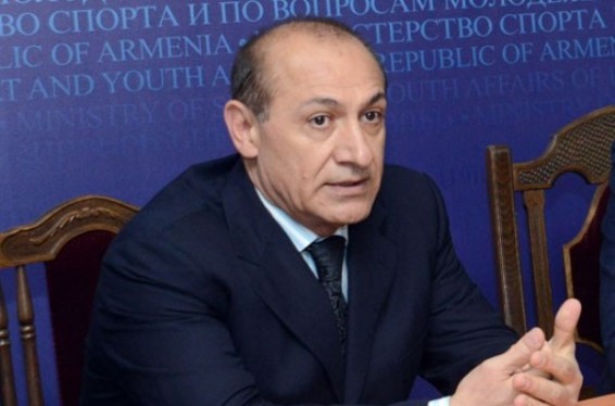 Մահացել է Յուրի Վարդանյանի հայրը. նրա աճյունը ԱՄՆ-ից տեղափոխել են Գյումրի