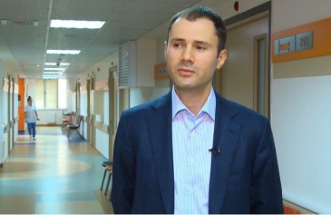 Video.Արյունաբանական կենտրոնին Կարեն Վարդանյանի նվիրած 76 միլիոն դրամ արժողությամբ սարքավորումը կյանքեր կփրկի