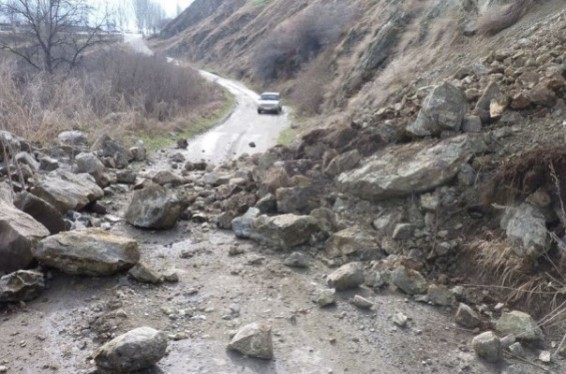 Քարաթափում` Կապանի Գարեգին Նժդեհի հուշահամալիրի մոտակայքում. դեպքի վայր է մեկնել 1 մարտական հաշվարկ.