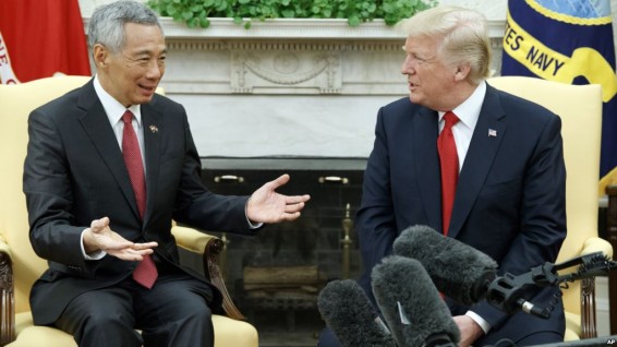 Президент Трамп принял в Белом доме премьер-министра Сингапура
