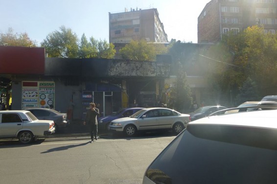 Photo: Очевидцы рассказали о том, как горела бензозаправка в центре Еревана (ПОДРОБНОСТИ)