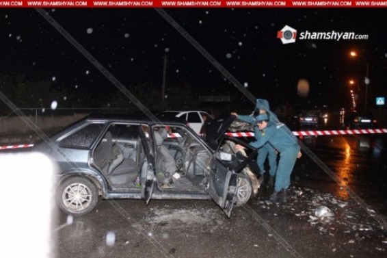 Խոշոր վթար Արարատում. Ճակատ ճակատի են բախվել Ford-ն ու «ՎԱԶ 2109»-ը. վիրավորների վիճակը ծանր է