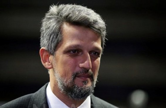 Թուրքիան դառնում է միանման բեղավորների պետություն․ Փայլանը ծաղրել է Էրդողանի հորդորով բեղ պահողներին