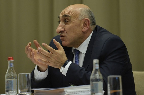 ՀՀ-ում ցանկացած խնդրի համար մարզպետին են հանձնարարություն տալիս ու իրենցից պահանջում, բայց նրանց իրավունքները քիչ են. Դ. Լոքյան