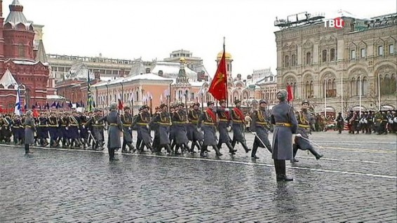 LIVE: Марш в честь 76-й годовщины военного парада 1941 года