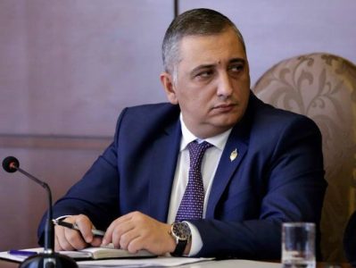Արտակ Զեյնալյանը հիմնվում է հրապարակման ոչ ենթակա, անհայտ թվի վրա. մեկնաբանում է Աշոտ Ահարոնյանը