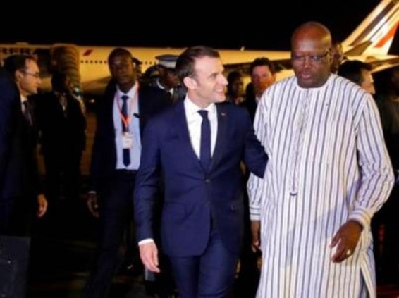 Անհայտ անձինք Բուրկինա Ֆասոյում Մակրոնի ժամանելուց 2 ժամ առաջ նռնակ են նետել ֆրանսիացի զինվորականների ուղղությամբ