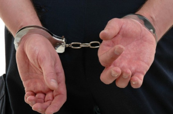 Կալանավորվել են ոստիկանության պաշտոնյաներ՝ վարել չիմացող անձին կաշառքով վարորդական իրավունք տրամադրելու համար