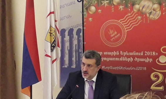 Հանրապետության գլխավոր տոնածառի չափսն ու ձևն այս տարի չի փոխվի, քանի որ դա ենթադրում է հավելյալ ծախս. Արամ Սուքիասյան