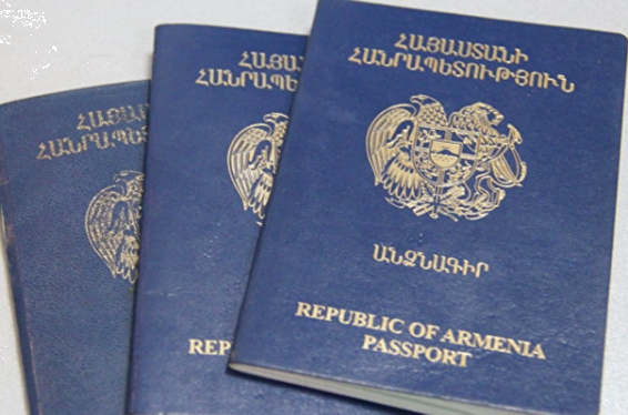 Աշտարակում անձագրային բաժնի աշխատակիցը վճարի դիմաց կեղծ անձնագրեր է տպել 55, այդ թվում՝ ԱՄՆ-ի, Վրաստանի, Իրանի և ՌԴ քաղաքացիների համար