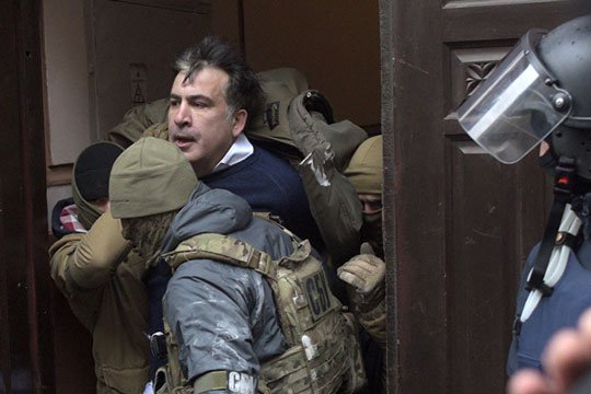 Վրացական ընդդիմությունը ստորագրահավաք է սկսել հաջակցություն Սաակաշվիլիի