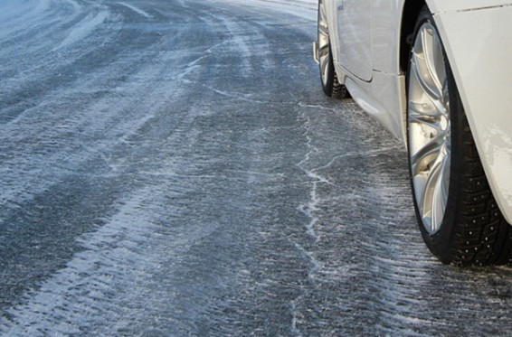 Կոտայքի, Շիրակի, Լոռու և Սյունիքի մարզերի ճանապարհներին առկա է մերկասառույց. դժվարանցանելի է Սոթք-Քարվաճառ ճանապարհը