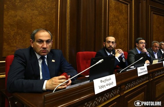 Նիկոլ Փաշինյանն առաջարկում է ԱԺ-ում վերացնել ծրարներով քվեարկության պրակտիկան