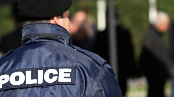 Աթենքում դատարանի մուտքի առջև ռումբ են պայթեցրել