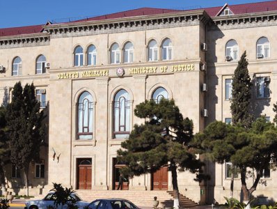 Ադրբեջանում շարունակում են «հայկական լրտեսների» որոնումները