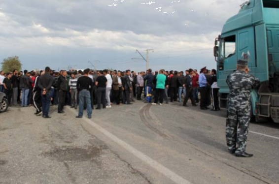 Դանակահարություն և ծեծկռտուք Շատին և Եղեգիս համայնքների բնակիչների միջև. մարզպետն ընդունել է խոշորացված համայնքի ղեկավարին