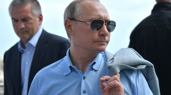 Песков о здоровье Путина: президент может дать фору многим