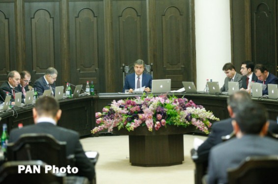 Վարչապետը ճանապարհաշինության ոլորտում նախաորակավորման ինստիտուտի ներդրման վերաբերյալ հանձնարարական ներկայացրեց