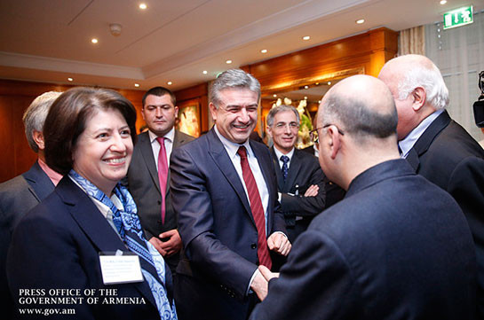 Եթե ինձ հարցնեք, թե կոնկրետ որ ոլորտում դուք պետք է ներդրում կատարեք, ես կպատասխանեմ` կան մի շարք ոլորտներ. վարչապետը՝ շվեյցարացի գործարարներին