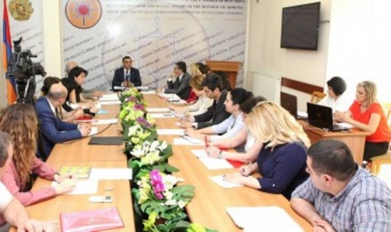 Քննարկվել են խնամքի հաստատությունների վերակազմակերպման խնդիրներ