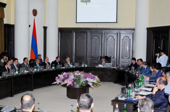 Բարձրագույն դատական խորհուրդը, ՍԴ-ն և վարչապետը կարող են միջնորդություն ներկայացնել շքանշաններով պարգևատրելու համար