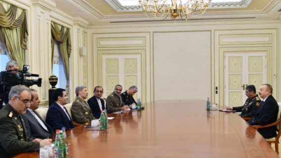 Министры обороны Ирана и Азербайджана встретились в Баку