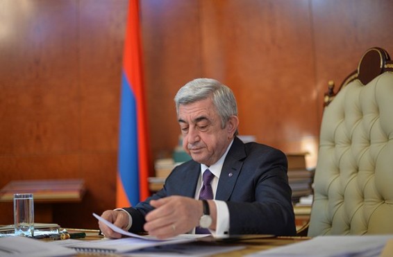 Սերժ Սարգսյանը շնորհավորել է Արտավազդ Փելեշյանին
