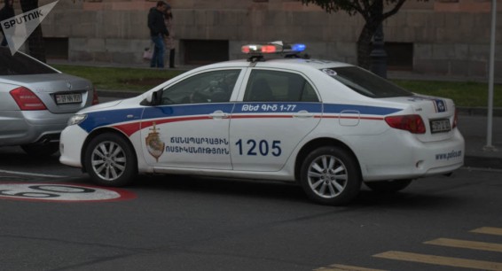 Охранник премьер-министра Карена Карапетяна попал в аварию