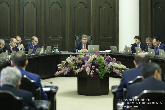 Ոչ աշխատանքային օրերին համապատասխան պետական մարմինները կշարունակեն տնտեսվարողներին ծառայություններ մատուցել