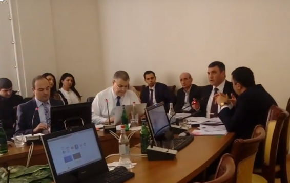Video. Գևորգ Կոստանյանը Դավիթ Հարությունյանին՝ գործեք Սահմանադրության շրջանակներում