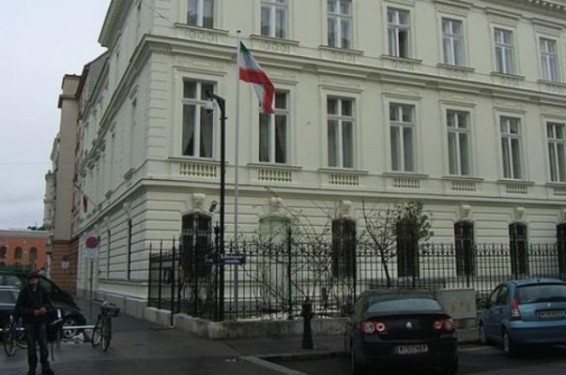 Անհայտ անձը դանակով հարձակում է իրականացրել Վիեննայում Իրանի դեսպանի կեցավայրի մոտ