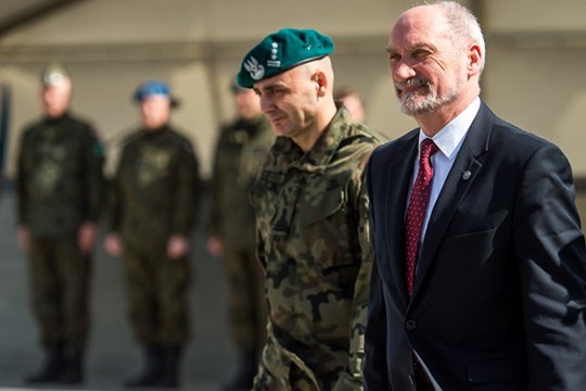 Լեհաստանը 50%-ով կավելացնի բանակի թիվը