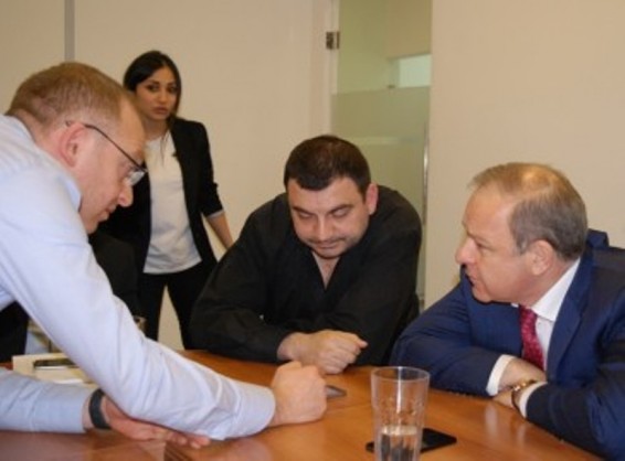 Լևոն Ալթունյանը հանդիպել է Էլեկտրոնային առողջապահության ծրագրի ազգային օպերատորի աշխատակիցների հետ