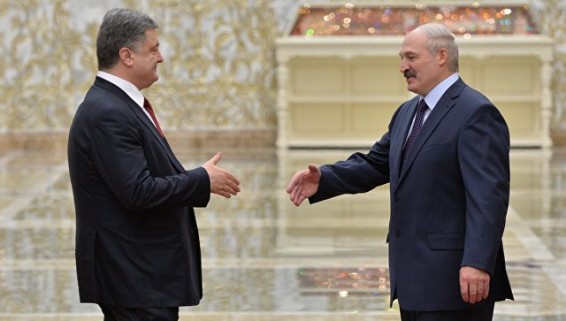 Лукашенко и Порошенко провели телефонные переговоры