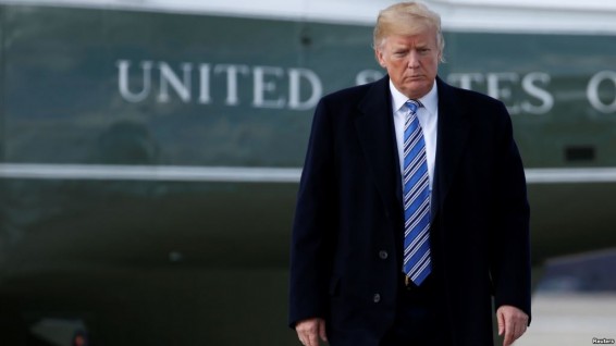 Трамп осудил Россию и Иран в связи с химатакой в Сирии