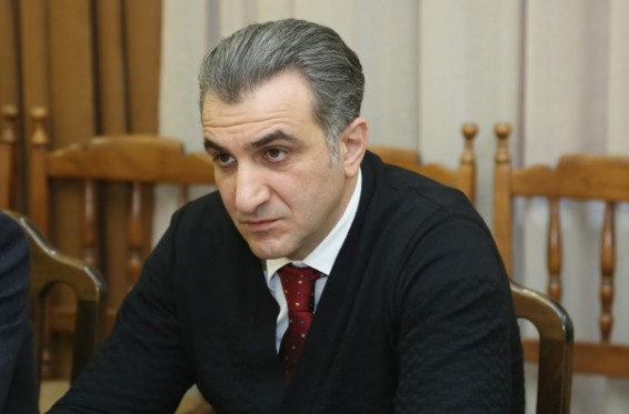 Պետք է գնանք այդ ռիսկին՝ մասնագետներ ներգրավենք և փող վճարենք. գյուղնախարարը՝ Զարգացման հիմնադրամի գործադիր տնօրենի 1,5 մլն աշխատավարձի մասին