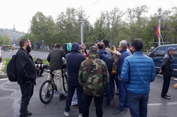 Երևանի Ֆրանսիայի հրապարակը շարունակում է փակ մնալ