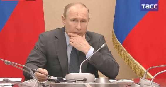 LIVE: Владимир Путин проводит встречу с членами правительства