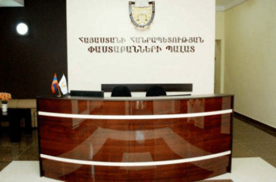 Փաստաբանների պալատի խումբը ապրիլի 17-ին և 18-ին իրավաբանական օժանդակություն է ցուցաբերել բերման ենթարկված քաղաքացիներին