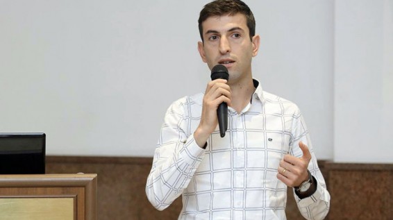 Митинги в Ереване: СК Армении признал журналиста Тирайра Мурадяна потерпевшим