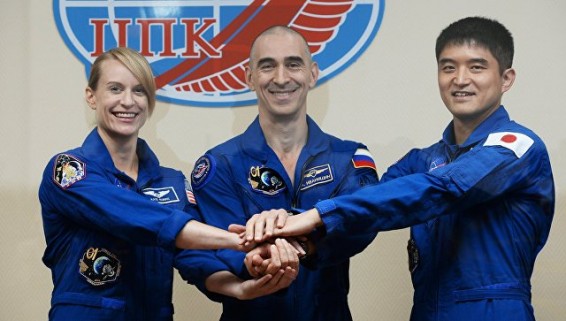 Госкомиссия на Байконуре утвердила новый экипаж МКС