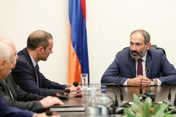 Արմեն Գրիգորյանի նշանակումը լավ չի ընդունվել Ռուսաստանի, Իրանի և Արցախի կողմից. «Հրապարակ»