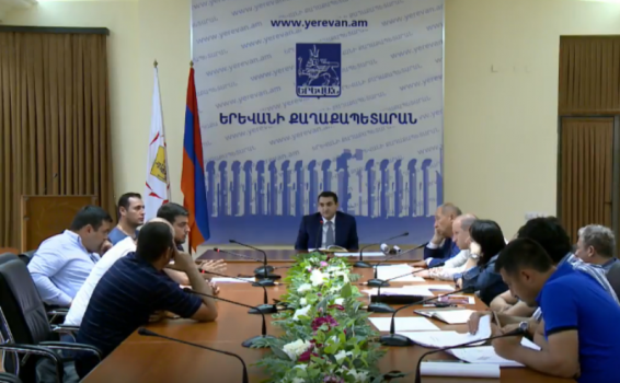 Video. Հանդիպում-քննարկում՝ Դավթաշեն-Աշտարակ ճանապարհի հետ կապված