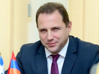 Դավիթ Տոնոյանն արձագանքել է ԶՈՒ Գլխավոր շտաբի պետի մասին Արթուր Աղաբեկյանի քննադատությանը