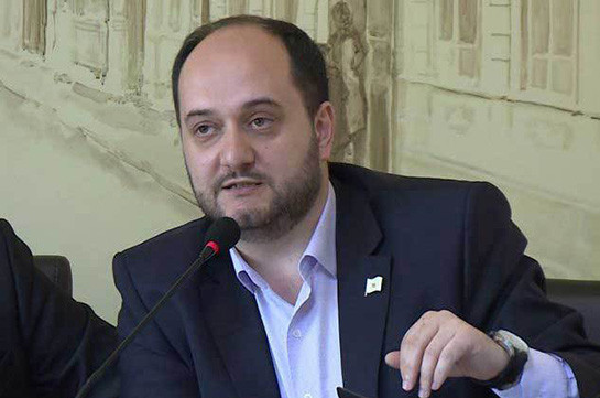 Կրթության նախարարը Երիտասարդական հիմնադրամի տնօրենին կոչ է արել համագործակցել իրավապահների հետ