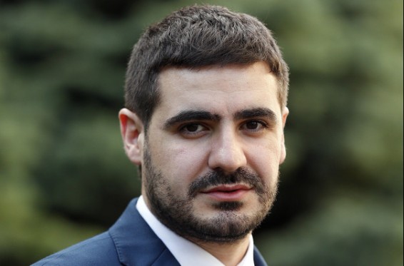 Արման Եղոյանը նշանակվել է վարչապետի մամուլի քարտուղար