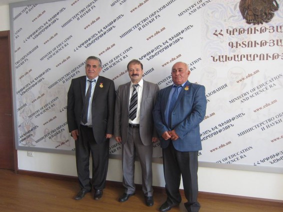 ՈՍԿԵ ՄԵԴԱԼՆԵՐ ՎԱՐՉՈՒԹՅԱՆ ՊԵՏԻՆ ԵՎ ՏՆՕՐԵՆԻՆ
